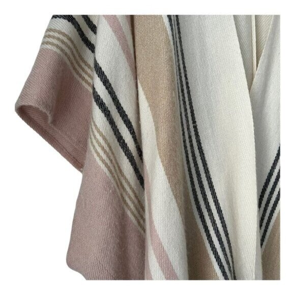 Loft Pink Cream Fringe Open Front Poncho - Picture 4 of 7